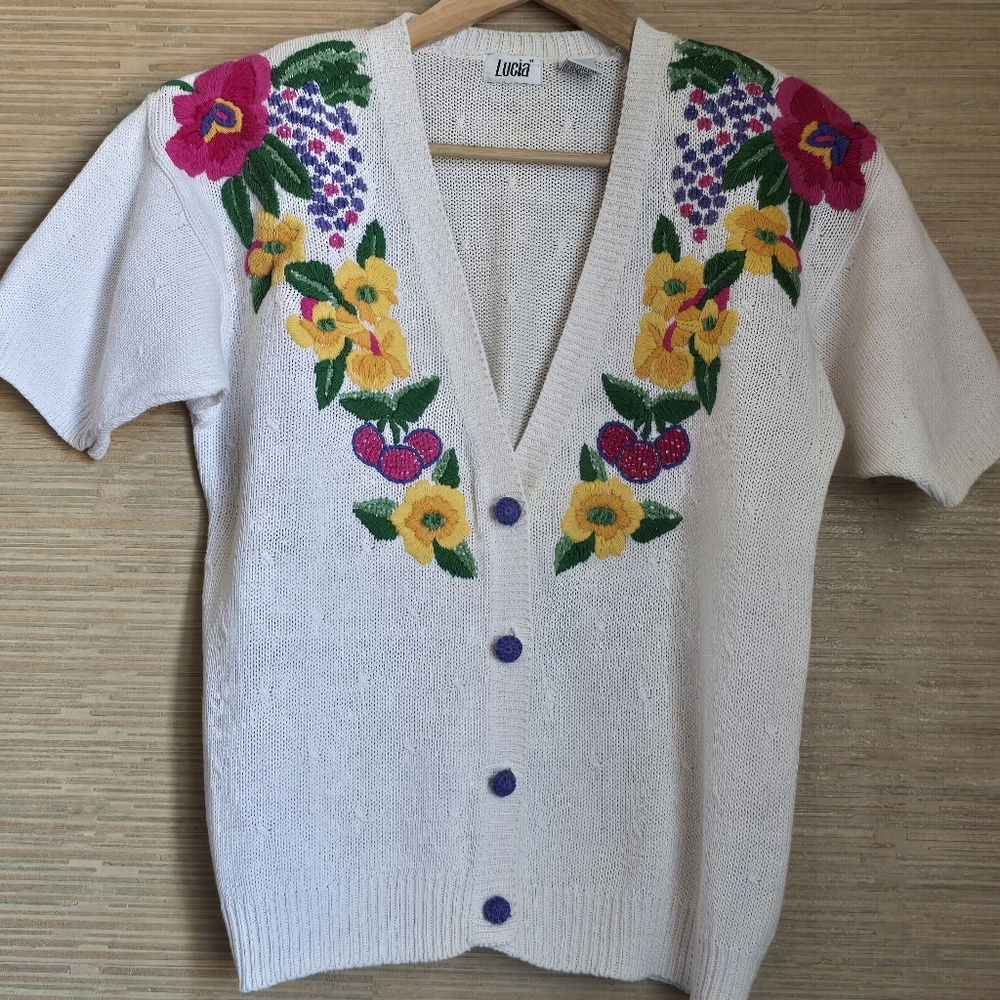 Vintage Lucia Embroidered Cardigan Sweater Sz M Boho Novelty Floral Cherries